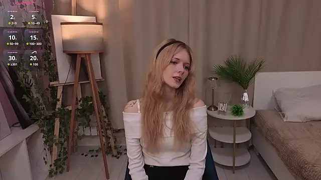 Snapshot of JuanaSumma chatting on April 13, 2026, 6:08 am JuanaSumma online show from April 13, 2026, 6:08 am