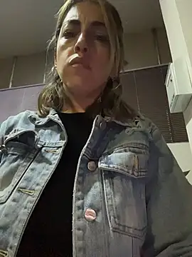 Snapshot of Paulinaa_bella chatting on February 11, 2026, 12:48 am Paulinaa bella online show from February 11, 2026, 12:48 am