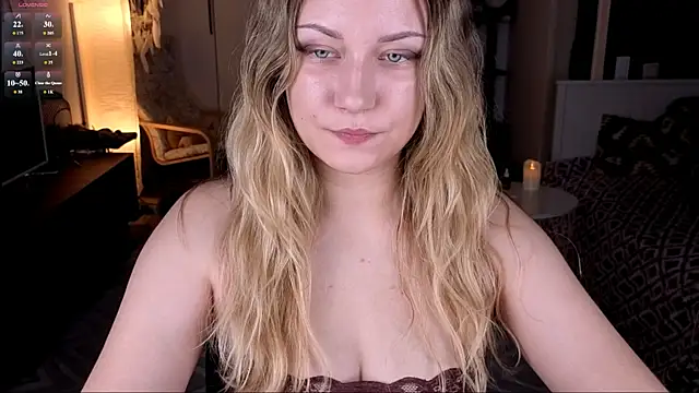 Snapshot of missyourtouch chatting on July 17, 2026, 5:29 pm missyourtouch online show from July 17, 2026, 5:29 pm