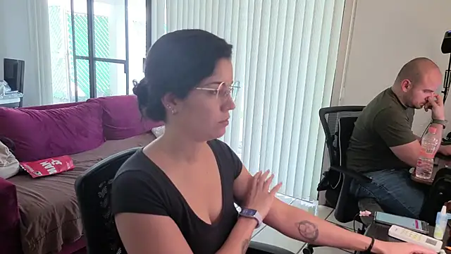 lustfulc99 online show from April 6, 2026, 6:42 pm