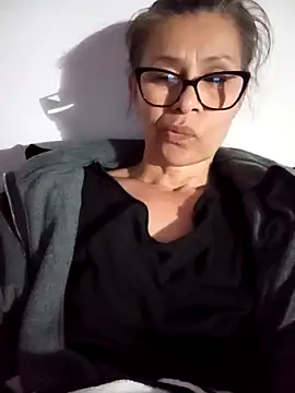 janehotmilf online show from March 28, 2026, 6:07 pm