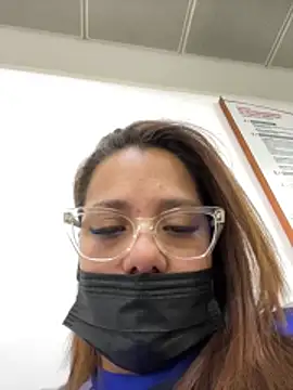 Snapshot of Pretty__Milf chatting on June 12, 2026, 2:38 pm Pretty Milf online show from June 12, 2026, 2:38 pm