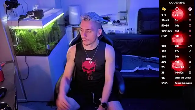 Rayzel White online show from February 13, 2026, 12:17 am