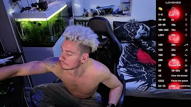 Rayzel White online show from February 23, 2026, 1:47 am