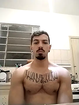 Snapshot of LuigiBoni chatting on January 15, 2026, 1:43 am LuigiBoni online show from January 15, 2026, 1:43 am