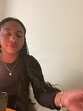 xo steffyxo 4 online show from February 5, 2026, 11:53 pm