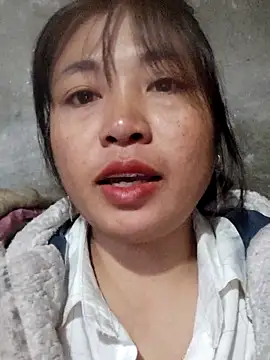 miumiu sexy2x online show from February 1, 2026, 12:53 am