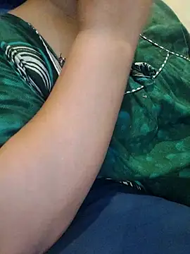 TamilDreamgirl08 online show from March 28, 2026, 4:06 pm