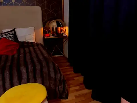 GingerWixxx online show from February 1, 2026, 5:28 am