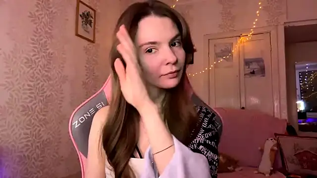 LavondaDeleston online show from February 11, 2026, 4:56 pm