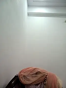 Your-Sasha7 online show from March 3, 2026, 7:14 am