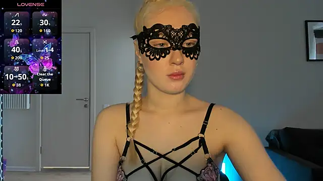 Polly Skil online show from May 23, 2026, 11:58 am