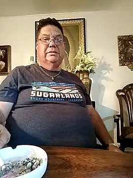 Zordomudo13 online show from February 4, 2026, 2:17 am