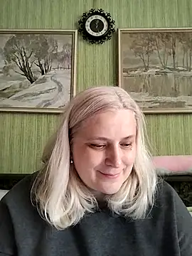 Snapshot of NyushaLollipop chatting on February 25, 2026, 10:25 am NyushaLollipop online show from February 25, 2026, 10:25 am