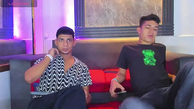 ALEX KEITH26 online show from April 6, 2026, 11:55 am