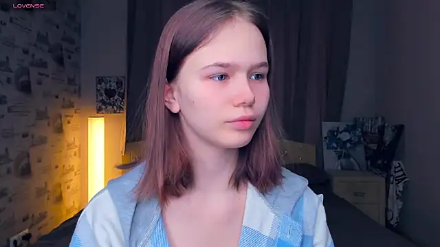 Snapshot of OwlLynn chatting on February 2, 2026, 8:35 am OwlLynn online show from February 2, 2026, 8:35 am