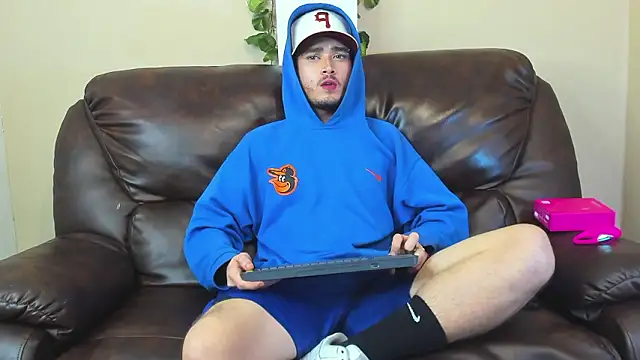 Snapshot of Salvattore_Muller chatting on February 20, 2026, 6:26 am Salvattore Muller online show from February 20, 2026, 6:26 am