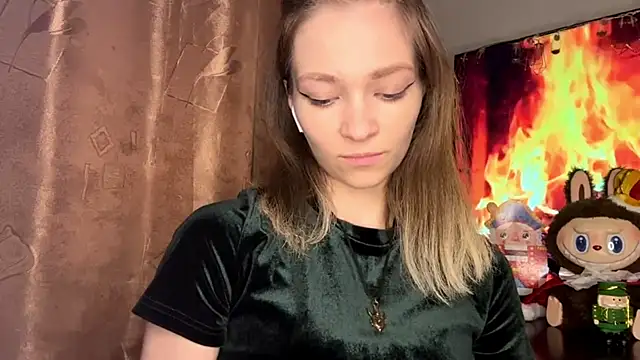 Ellyy ly online show from January 13, 2026, 9:31 pm