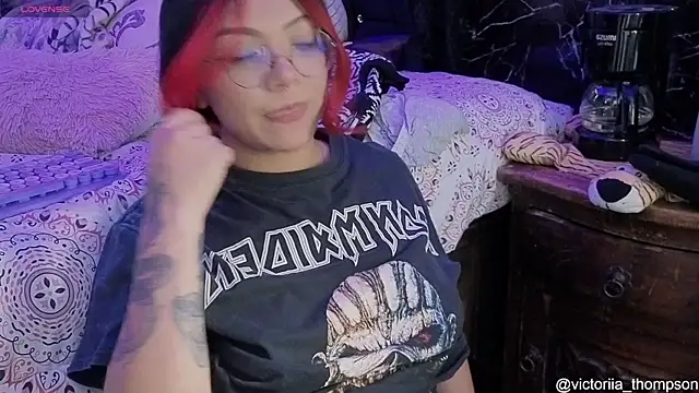 victoriia thompson online show from July 16, 2026, 8:04 pm