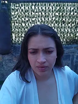 By Lia online show from February 27, 2026, 8:09 pm