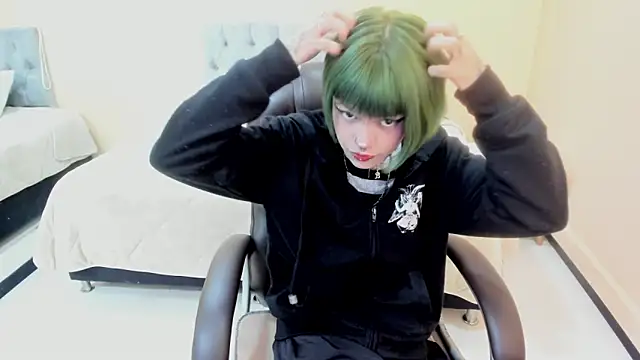 Bela Craxkerr online show from February 28, 2026, 12:39 pm