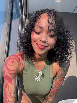 LizStorm  online show from July 7, 2026, 12:09 pm