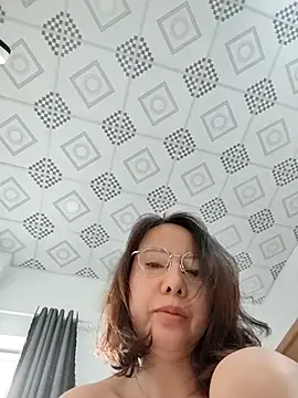 Famrita online show from April 17, 2026, 11:08 pm