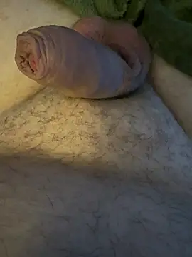 Snapshot of Mikedauerqeil chatting on March 10, 2026, 12:59 am Mikedauerqeil online show from March 10, 2026, 12:59 am