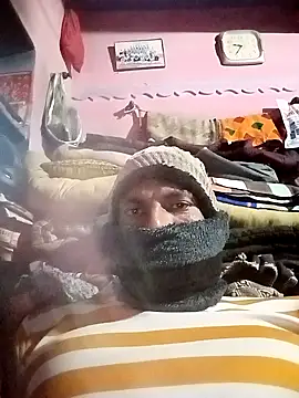 Snapshot of Hairymax_boy chatting on January 19, 2026, 4:11 pm Hairymax boy online show from January 19, 2026, 4:11 pm