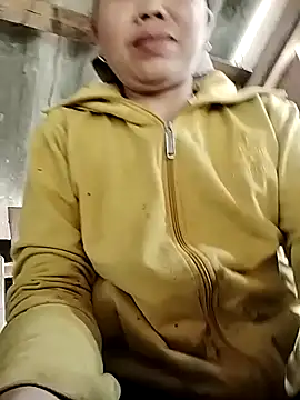 Sam-cute online show from April 2, 2026, 5:38 am