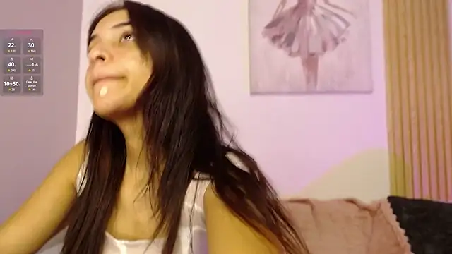 chloe peach  online show from April 16, 2026, 12:06 pm