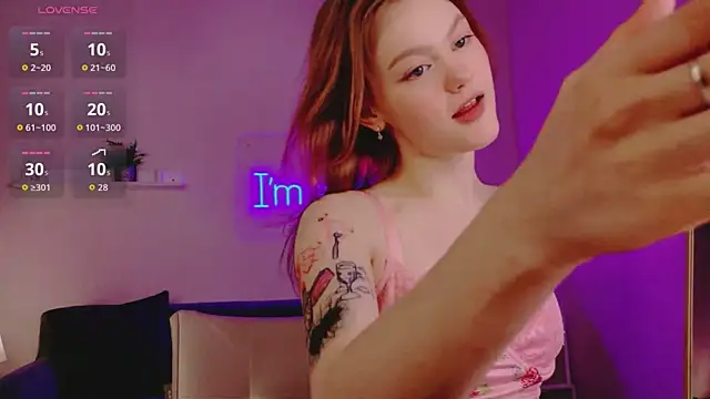 Snapshot of Lily_Mio chatting on June 6, 2026, 9:30 pm Lily Mio online show from June 6, 2026, 9:30 pm