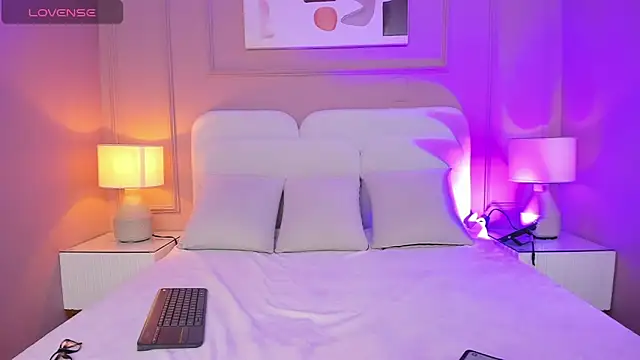 Snapshot of Namii_cute chatting on March 26, 2026, 6:35 pm Namii cute online show from March 26, 2026, 6:35 pm