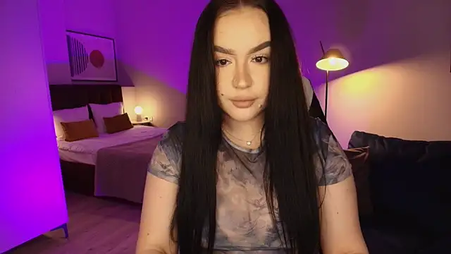 tinafox  online show from February 23, 2026, 8:01 am