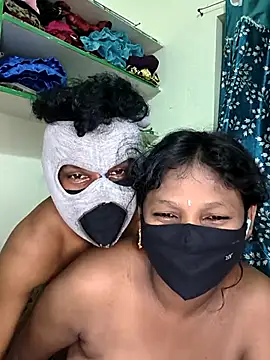 hotcopuleandsweet online show from July 17, 2026, 4:56 pm