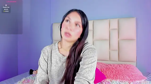 Sofia  Salazar online show from February 16, 2026, 8:49 pm