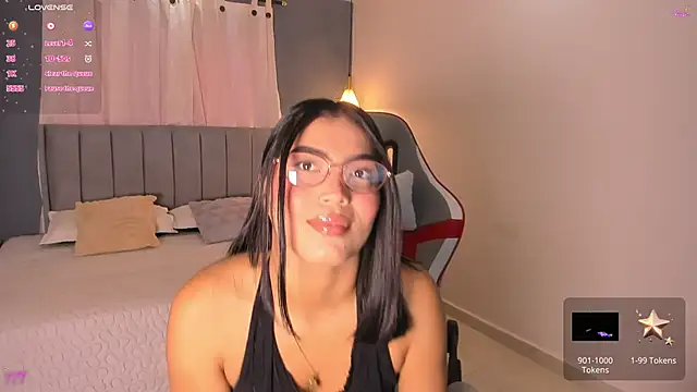 valentina Noa online show from June 7, 2026, 1:26 pm