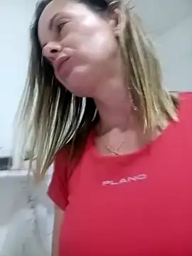 Snapshot of sapequinhaahmister chatting on February 21, 2026, 3:29 am sapequinhaahmister online show from February 21, 2026, 3:29 am