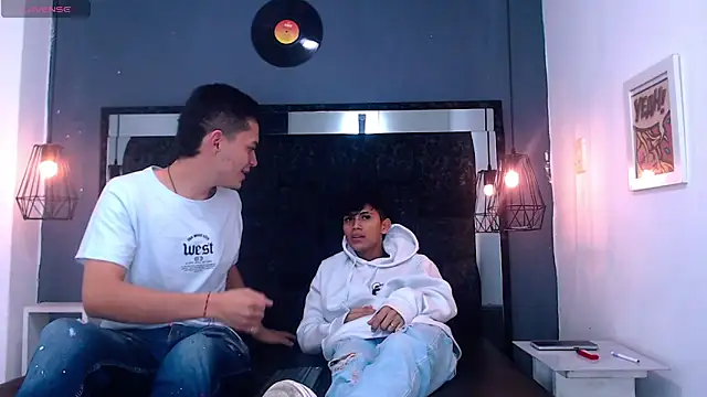 James And Kenet online show from February 25, 2026, 12:04 pm