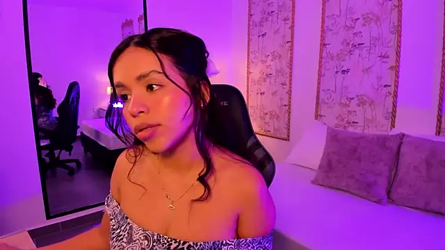 Snapshot of rubby_grundy chatting on February 17, 2026, 2:19 am rubby grundy online show from February 17, 2026, 2:19 am