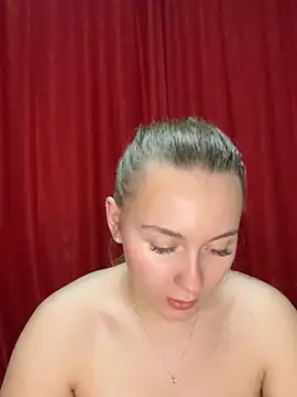 SweetSophia20 online show from February 2, 2026, 10:41 pm