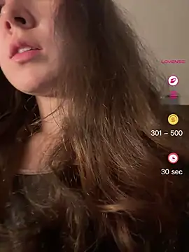 Snapshot of Raven__5 chatting on May 8, 2026, 5:02 am Raven 5 online show from May 8, 2026, 5:02 am