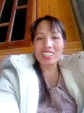 Gummiesu online show from March 23, 2026, 7:45 am