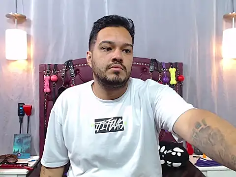 Snapshot of Stevens-dbs chatting on February 24, 2026, 1:25 am Stevens-dbs online show from February 24, 2026, 1:25 am