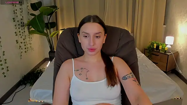 Celine Coello online show from March 20, 2026, 3:55 am