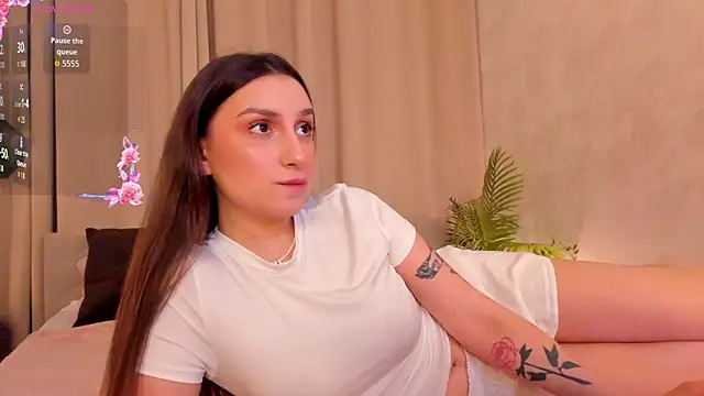 Celine Coello online show from June 3, 2026, 2:33 pm