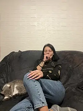 AlisRoxy online show from March 4, 2026, 5:19 pm