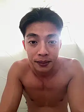 Yooo17 online show from April 9, 2026, 2:55 am