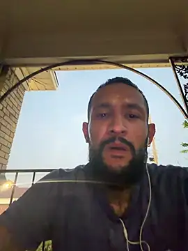 Snapshot of CcincoVilla chatting on July 20, 2026, 1:42 am CcincoVilla online show from July 20, 2026, 1:42 am