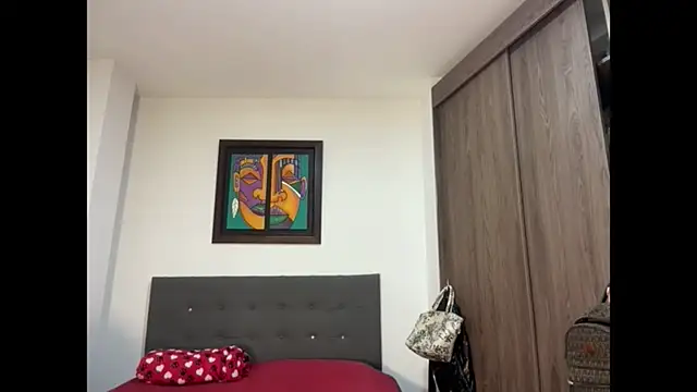 Snapshot of AbrilSantosxo chatting on June 1, 2026, 12:29 pm AbrilSantosxo online show from June 1, 2026, 12:29 pm